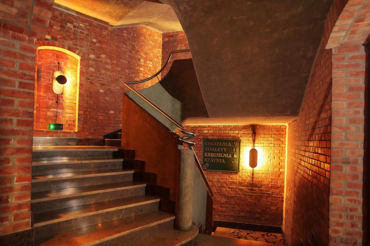 Hotel Sphinx Zabia Wola Exteriér fotografie